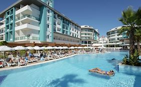Sea Shell Resort & Spa  5*